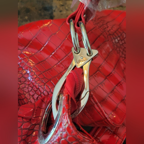Penelope Ann Red Purse- New - Picture 6 of 15